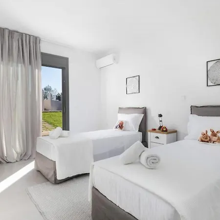 Secluded Elegance At Giem 4 Bedrooms Unmatched Sea Views Private Pool Lush Gardens Dassia, Corfu *